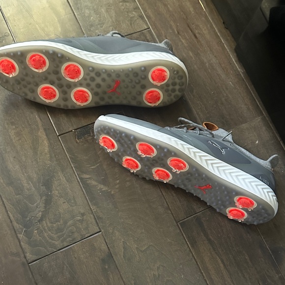 Puma Gray and Tan golf shoe - Picture 2 of 3